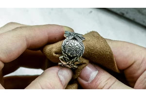 How to take care of VAR▴VAR jewelry?