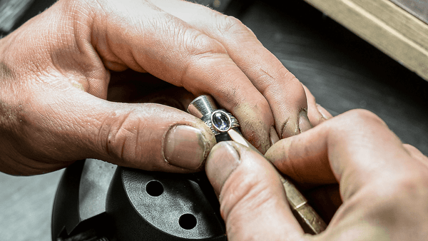 Handmade vs. Mass-Produced Jewelry: What Your Customers Notice (and Pay For)