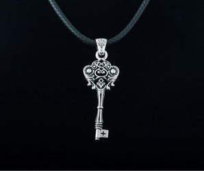 Fashion Key Pendant Sterling Silver Jewelry