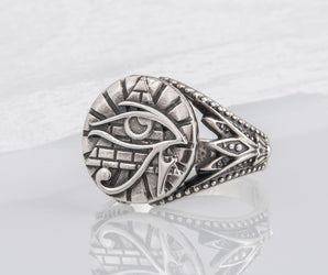 Sterling Silver Udjat Symbol Ring with Pyramid, Handmade Egyptian Jewelry