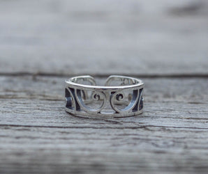 Ring with Golden Triangle Ornament Sterling Silver Handcrafted Geometry Jewelry