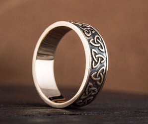 Triquetra Symbol Bronze Ring