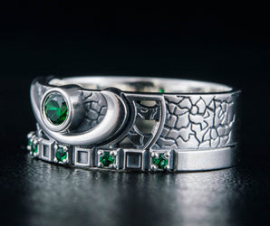 Ring with Green CZ Sterling Silver Fashion Jewelry