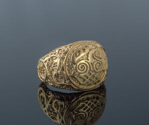Sleipnir Symbol Ring with Urnes Style Gold Viking Jewelry