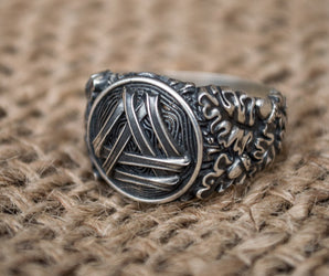 Valknut Symbol with Oak Leaves and Acorns Sterling Silver Norse Ring