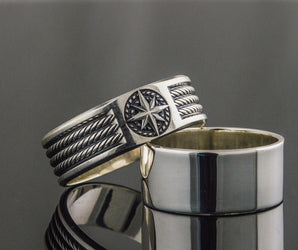 Ring with Compass Symbol Ornament Style Sterling Silver Jewelry