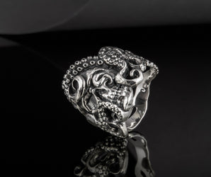 Kraken with Skull Unique Animal Sterling Silver Ring Handcrafted Unique Jewelry