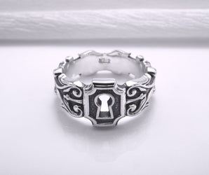 Sterling Silver Keyhole Band Ring with Ornament, Handcrafted Fashion Jewelry