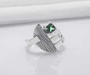 925 Silver Ring With Wood Texture and Green Gem, Handmade Jewelry